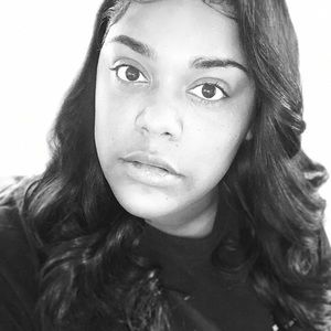 Meet your Posher, Kameia